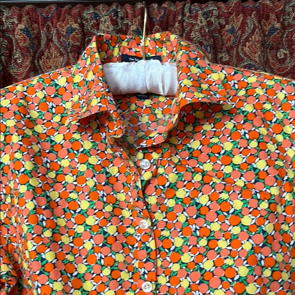 Land’s End WM 4 Supima Button Up Blouse Shirt 
Whimsical Oranges, etc Excellent